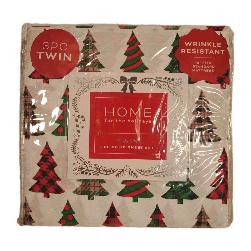 Home For The Holidays twin sheet set Christmas trees. Brand new